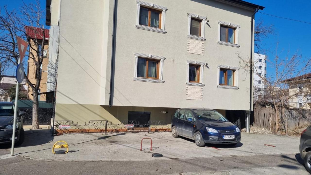 Charm 2 Palas Apartment Iasi Luaran gambar